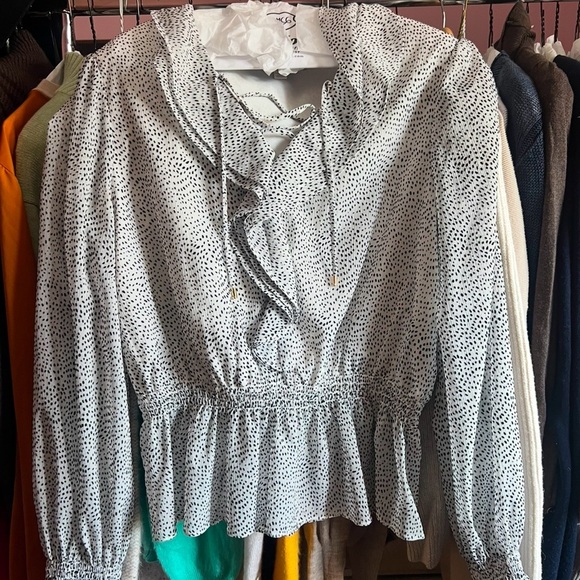 Ted Baker London Gray Peplum Blouse with Puff Sleeves - Picture 4 of 4